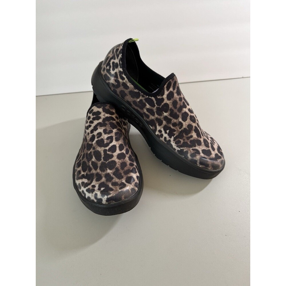 Oofos OOmg eeZee Women’s Size 7 Low Shoes Slip On Cheetah Black Recovery Sneaker